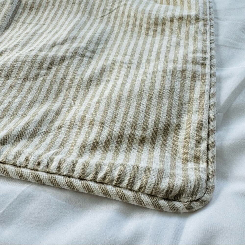 POTTERY BARN White Tan Cream Stripe Pattern Linen Pillow Case Sham 20" Square - Picture 5 of 11